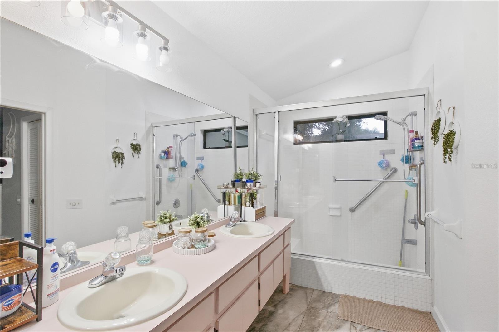 2621 BRIDLE DR — photo 16