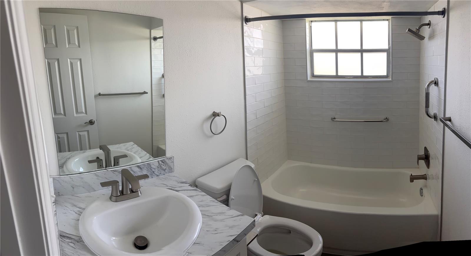 4201 HAMPTON DR — photo 9