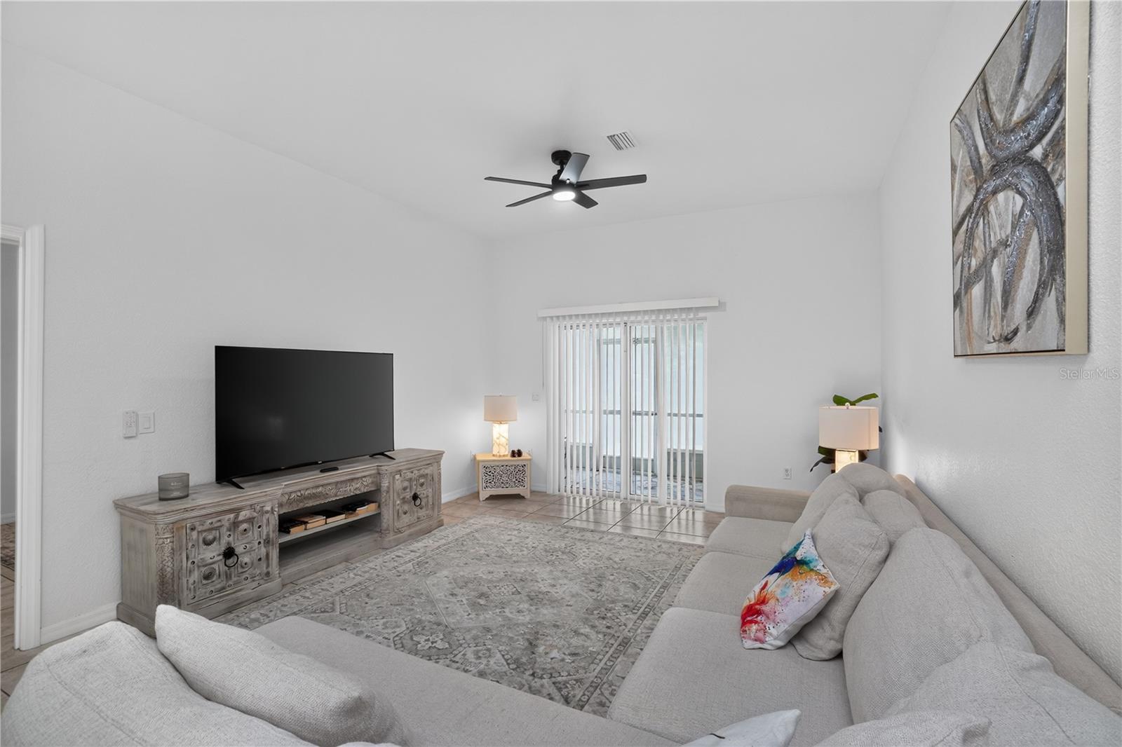12113 CAPILLA LN — photo 16