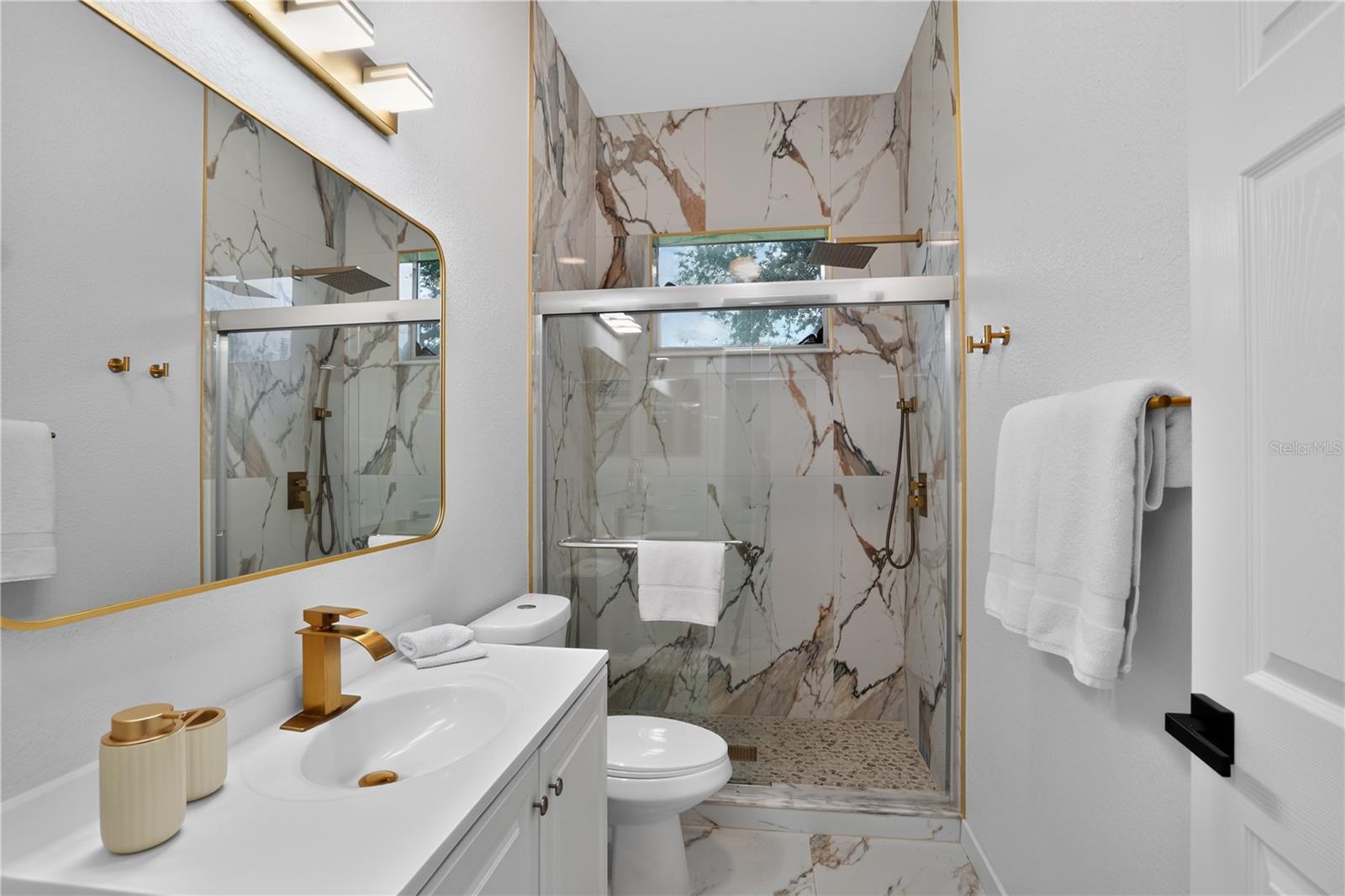 12113 CAPILLA LN — photo 48