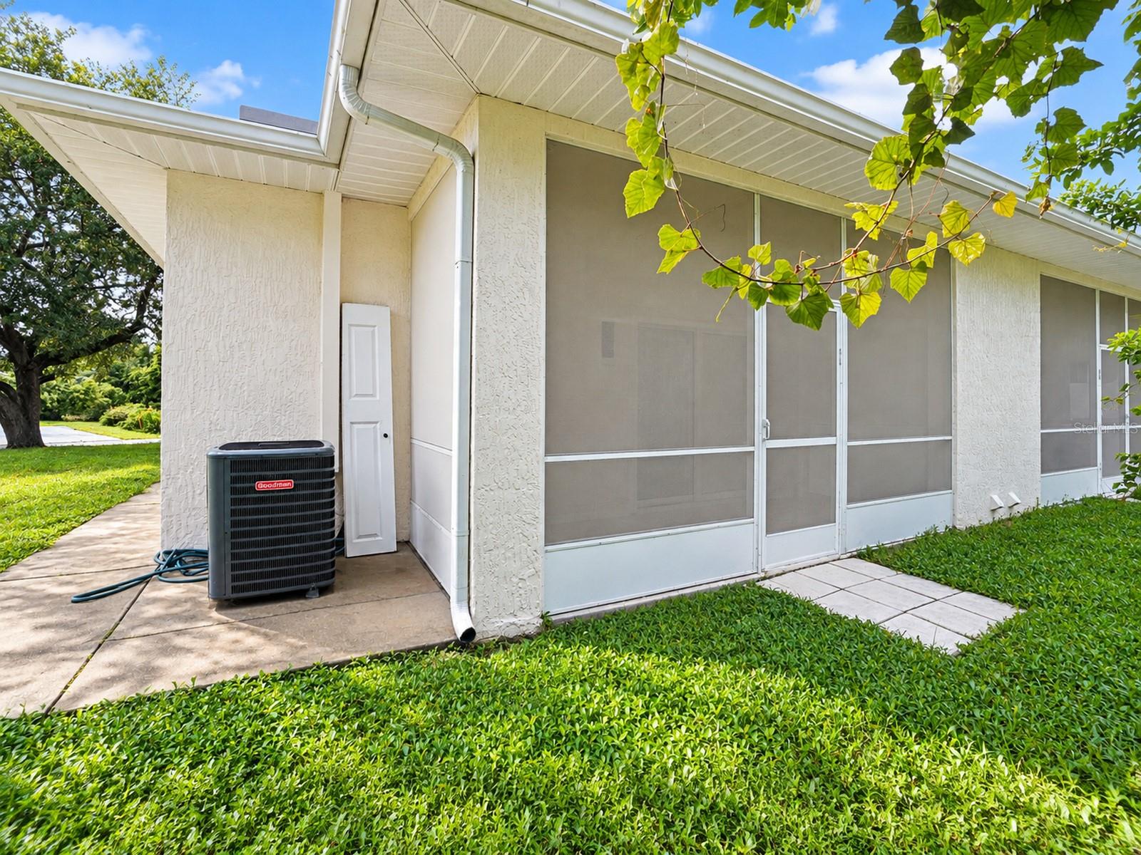 12113 CAPILLA LN — photo 51