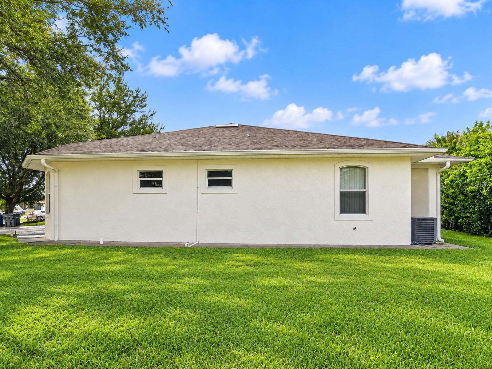 12113 CAPILLA LN — photo 52