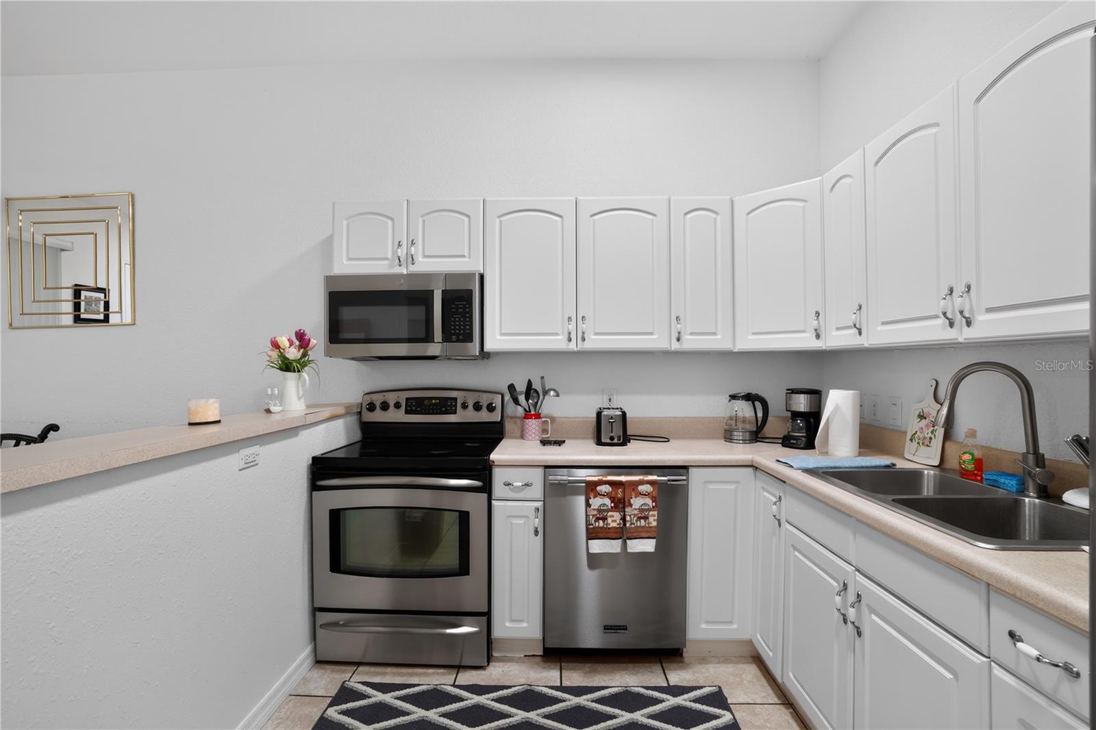 12113 CAPILLA LN — photo 35