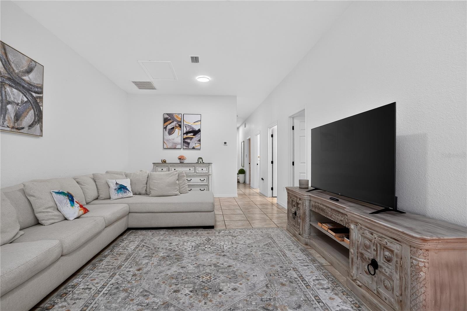12113 CAPILLA LN — photo 11