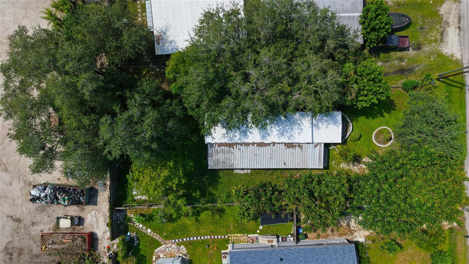 4863 VICTORIA AVE — photo 26
