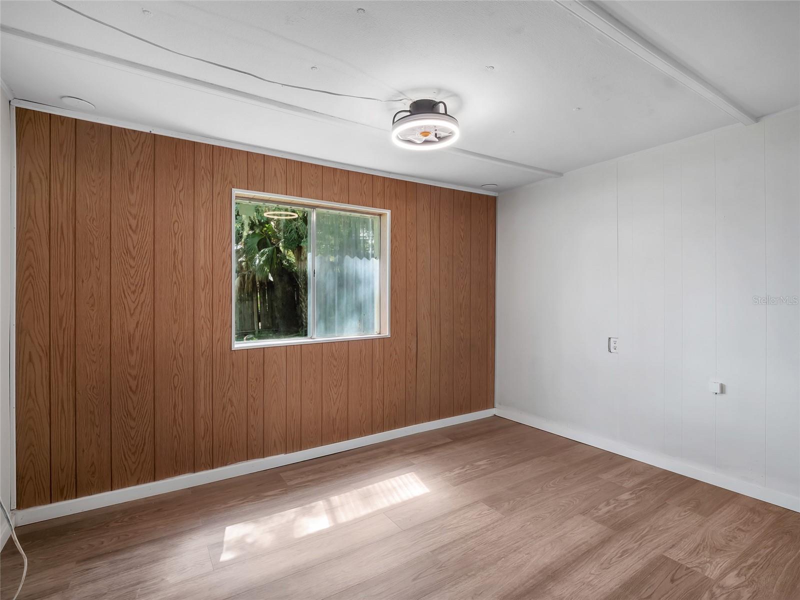 4863 VICTORIA AVE — photo 21