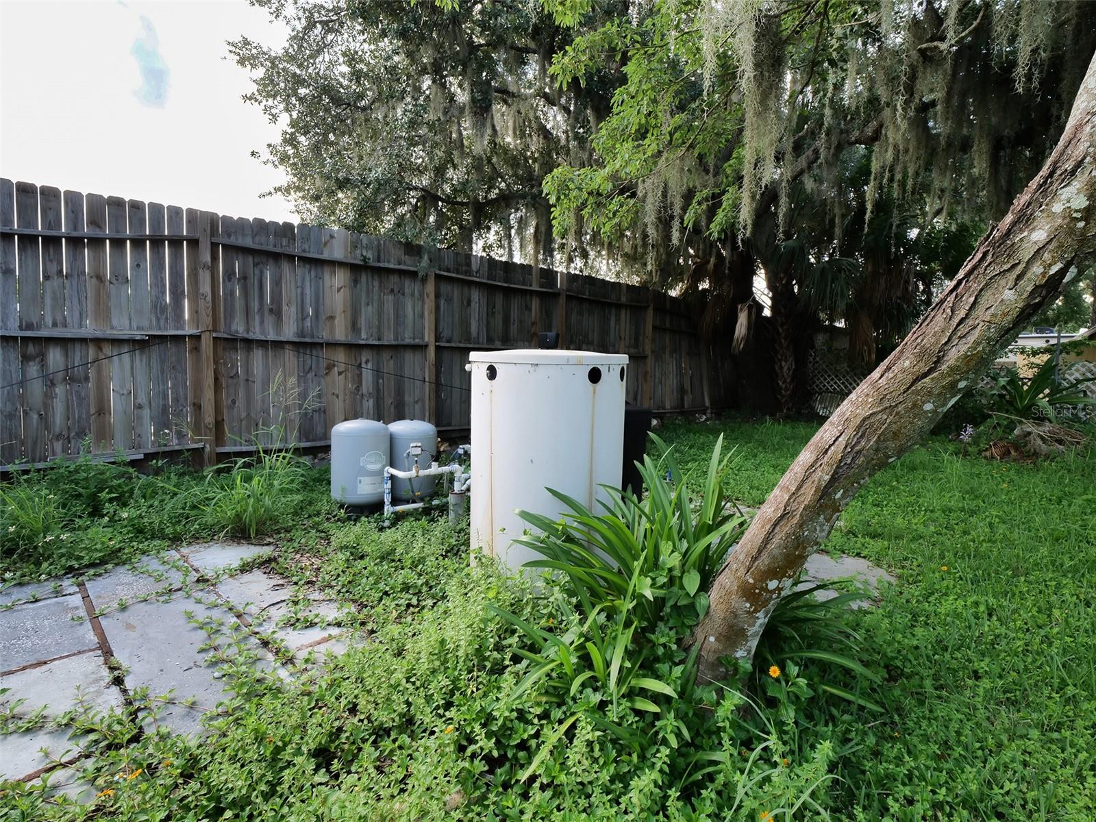 4863 VICTORIA AVE — photo 32