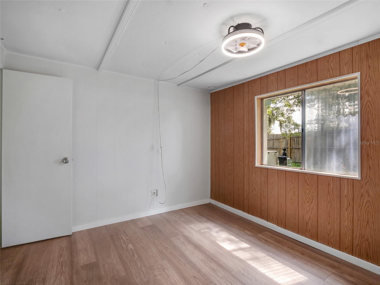 4863 VICTORIA AVE — photo 24