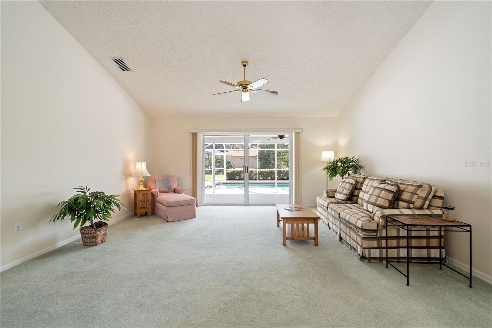 5628 CYNTHIA LN — photo 5