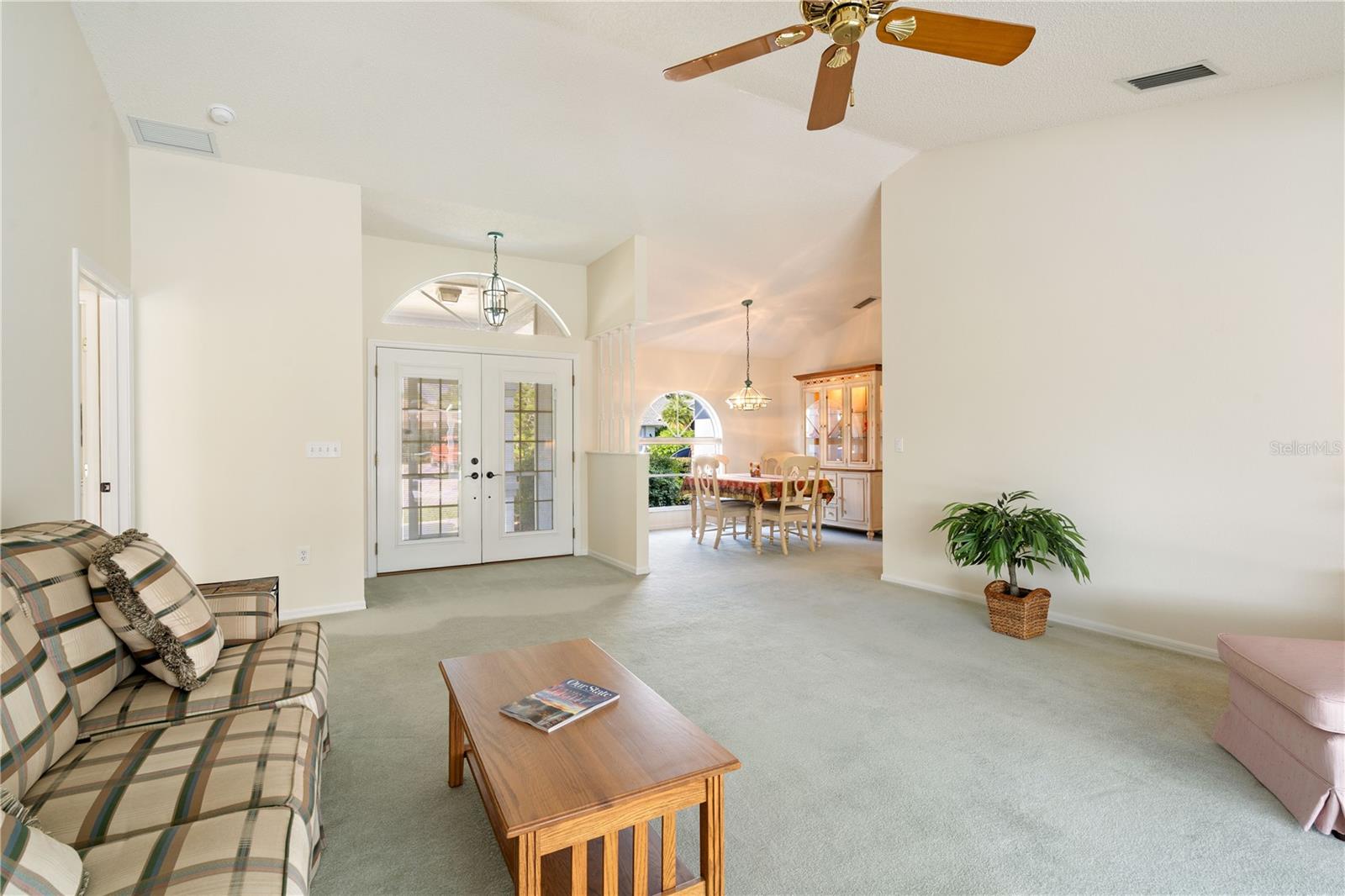 5628 CYNTHIA LN — photo 8