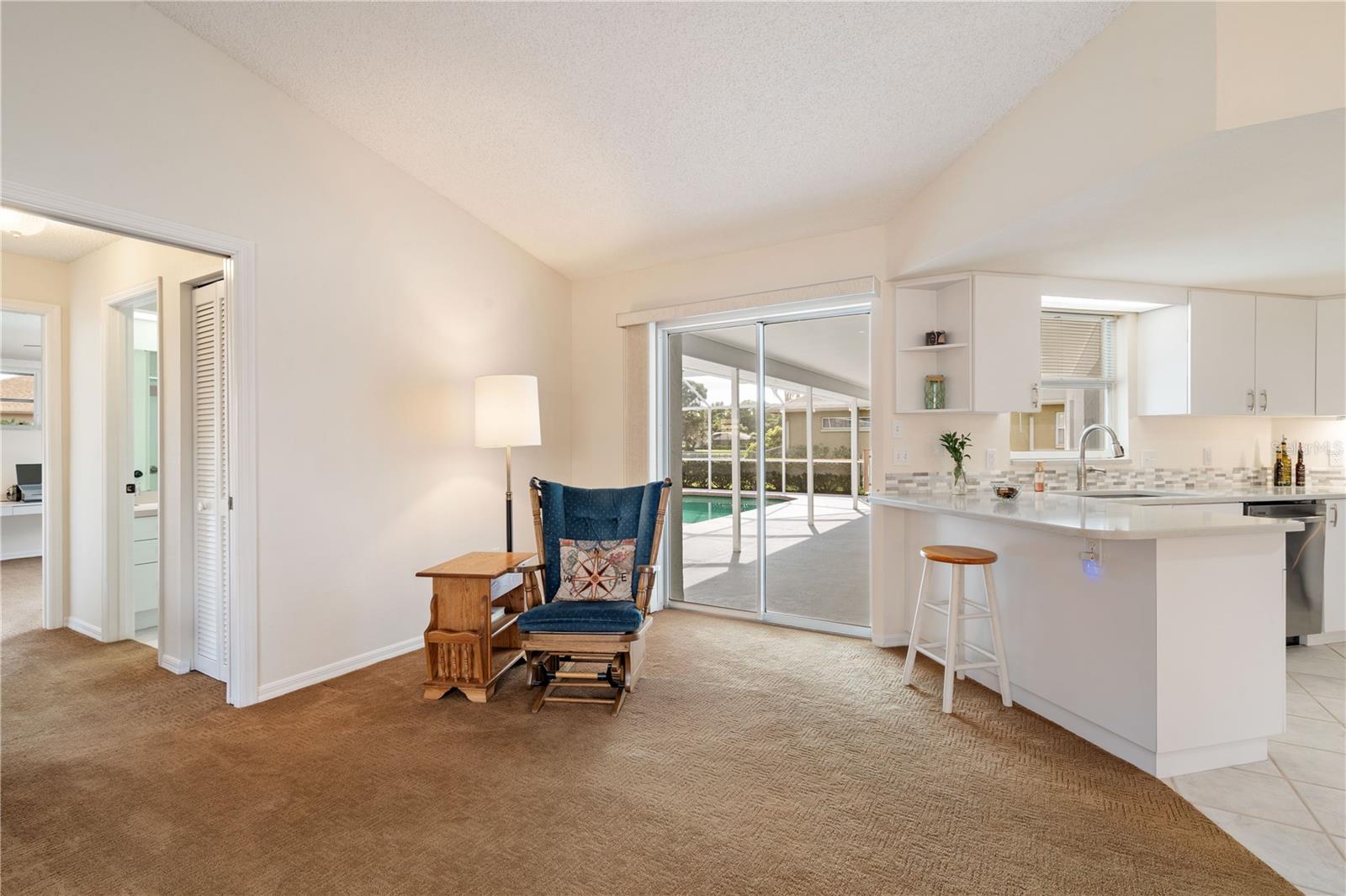 5628 CYNTHIA LN — photo 16