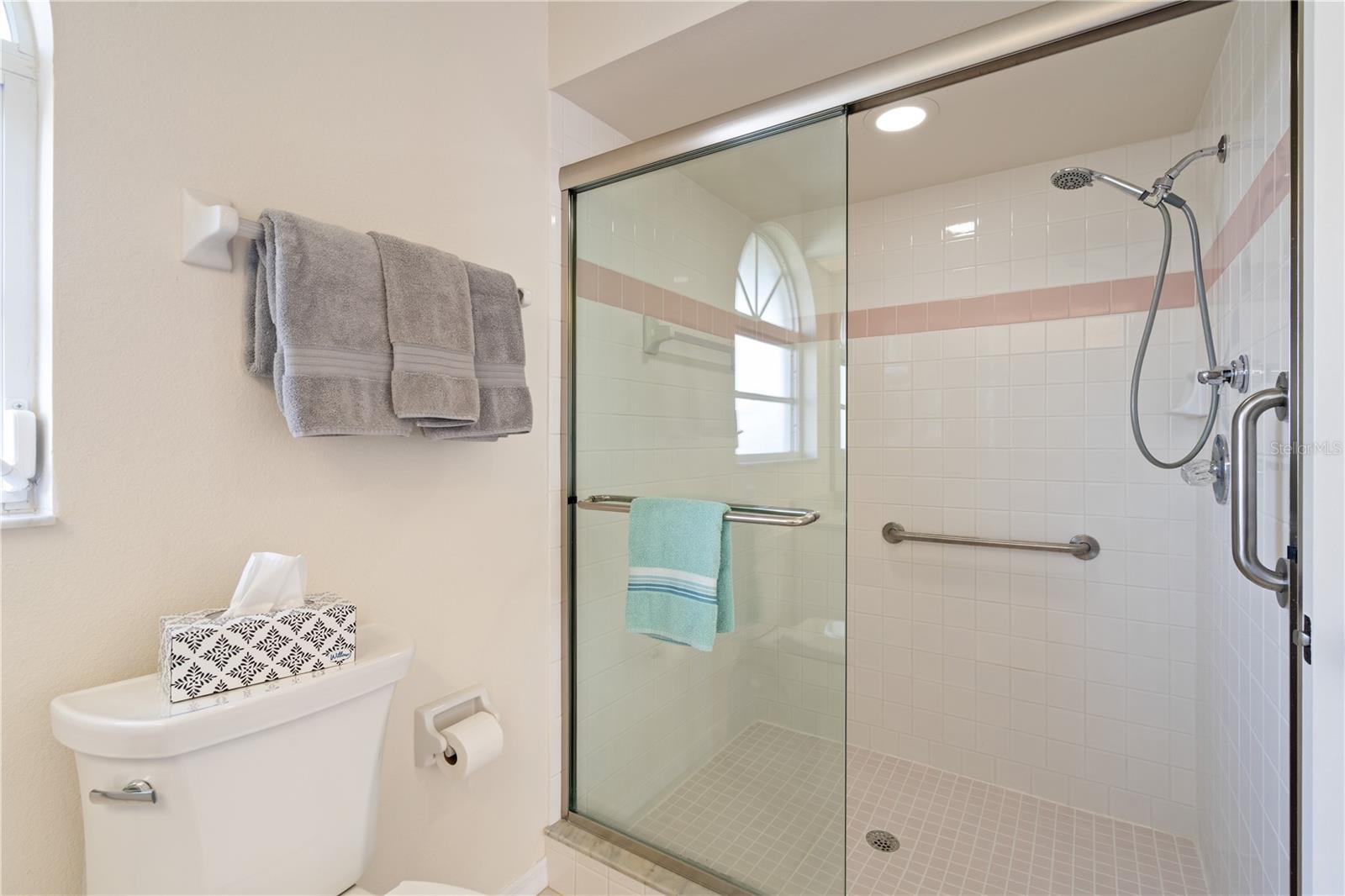 5628 CYNTHIA LN — photo 24
