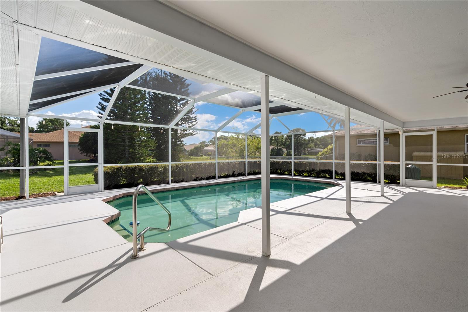 5628 CYNTHIA LN — photo 38