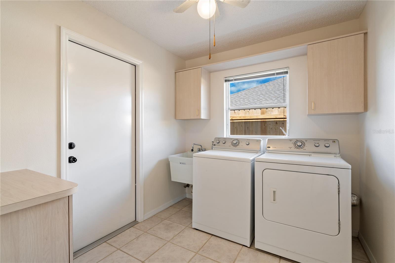 5628 CYNTHIA LN — photo 35