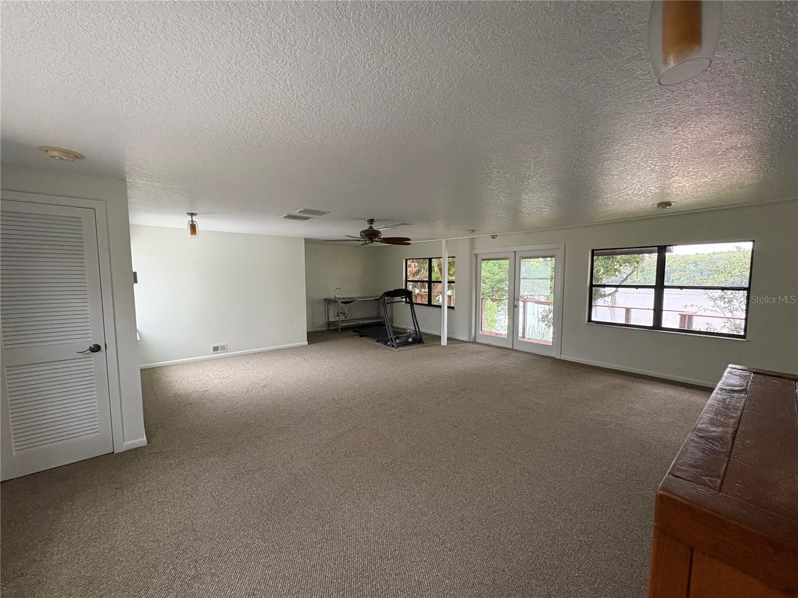 4223 E RIVERHILLS DR — photo 20