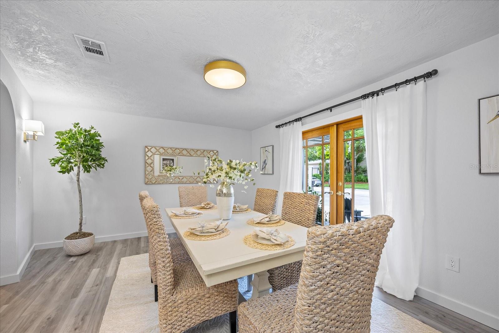 2900 SANDPIPER PL — photo 9