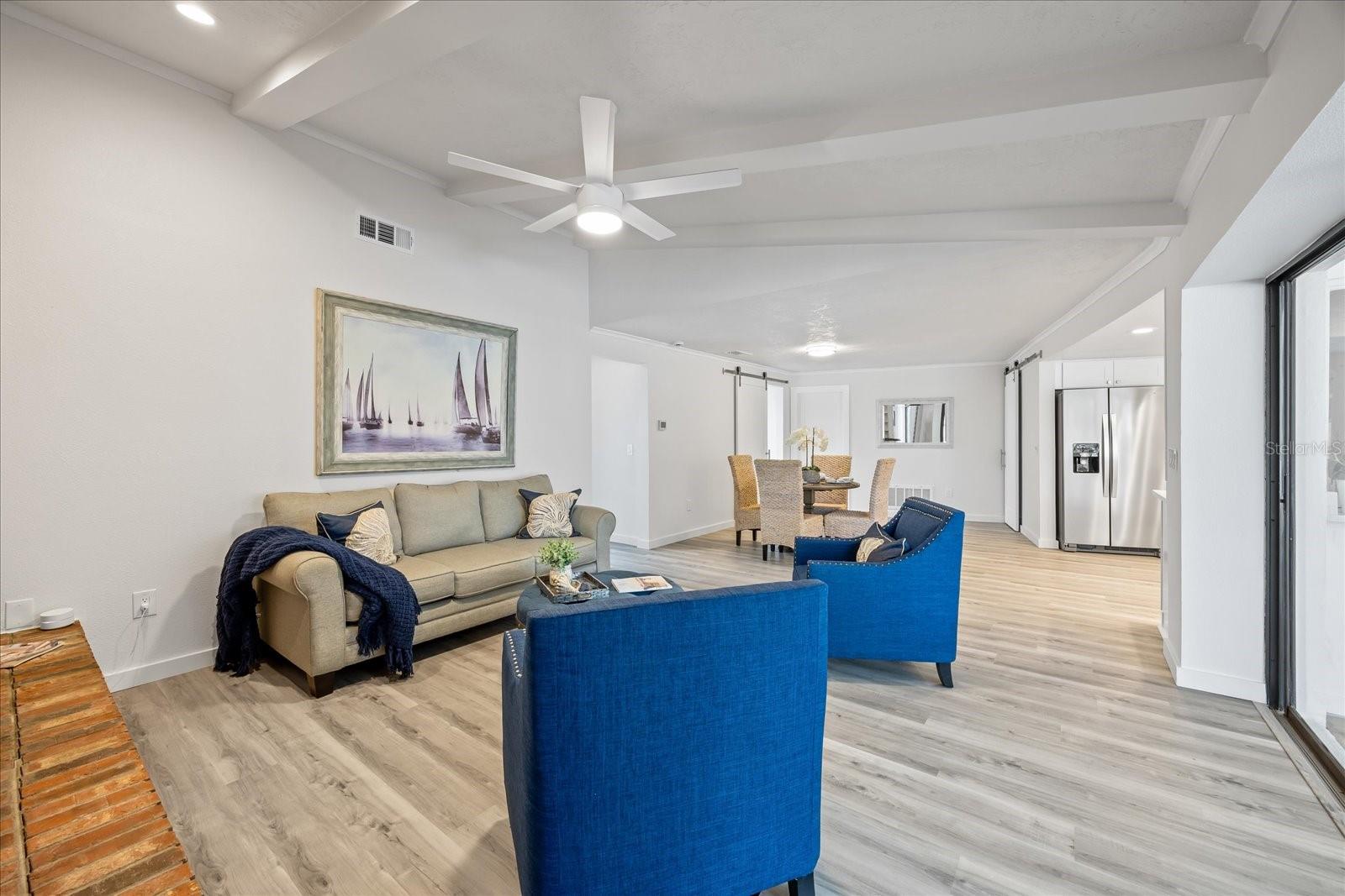 2900 SANDPIPER PL — photo 17