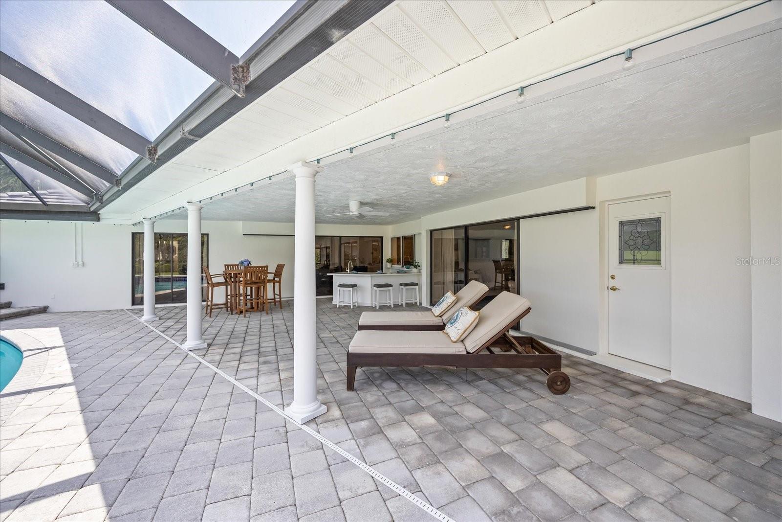 2900 SANDPIPER PL — photo 38