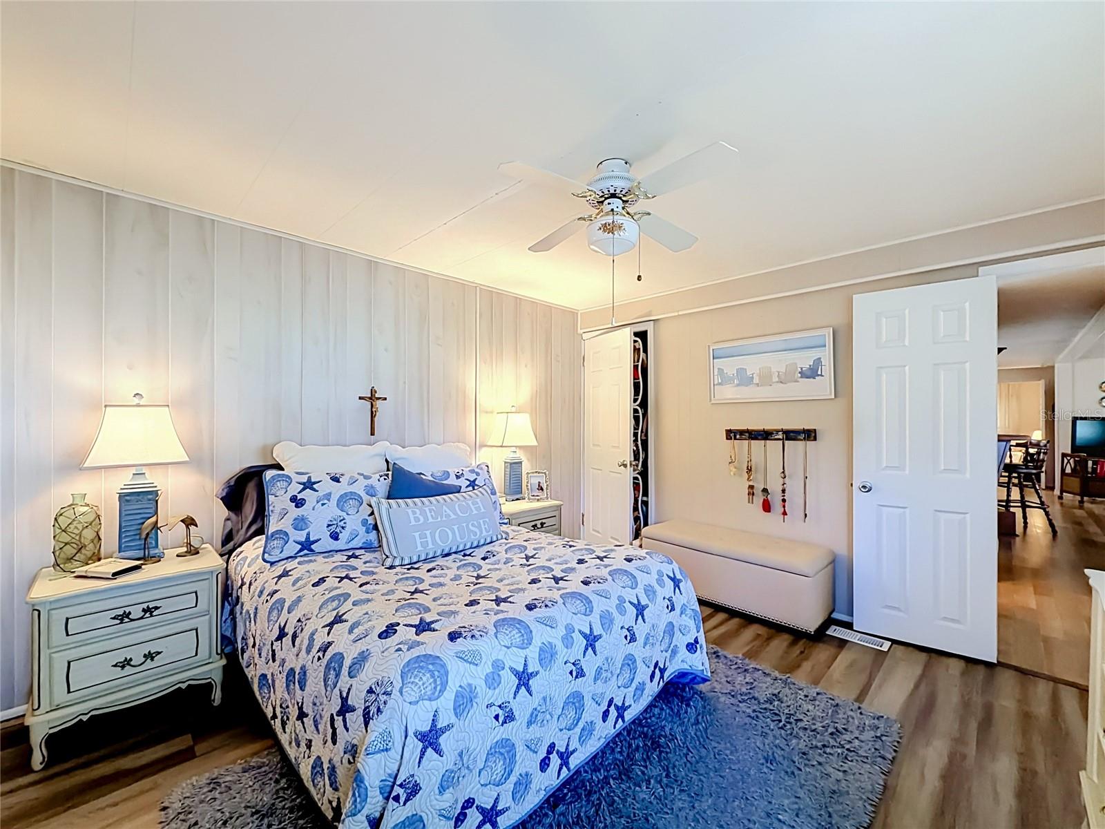 10118 N LAKE DR #30 — photo 18