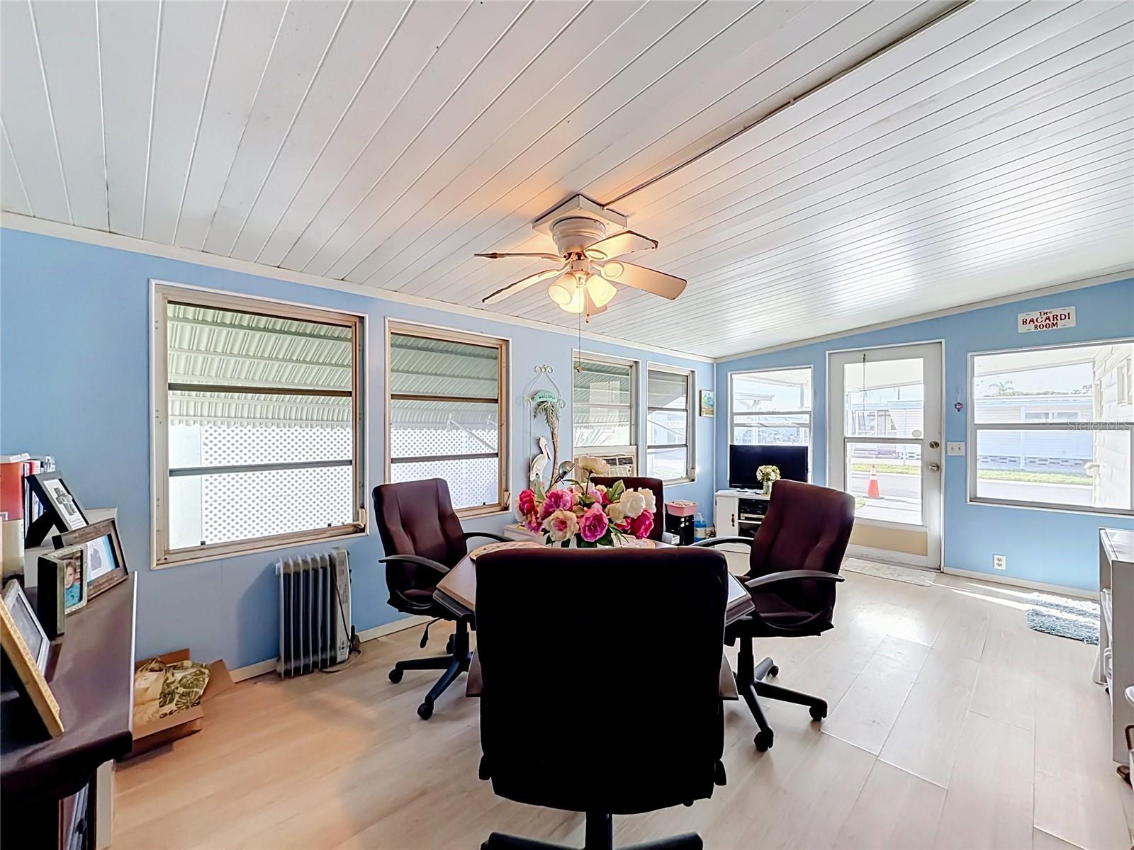10118 N LAKE DR #30 — photo 6