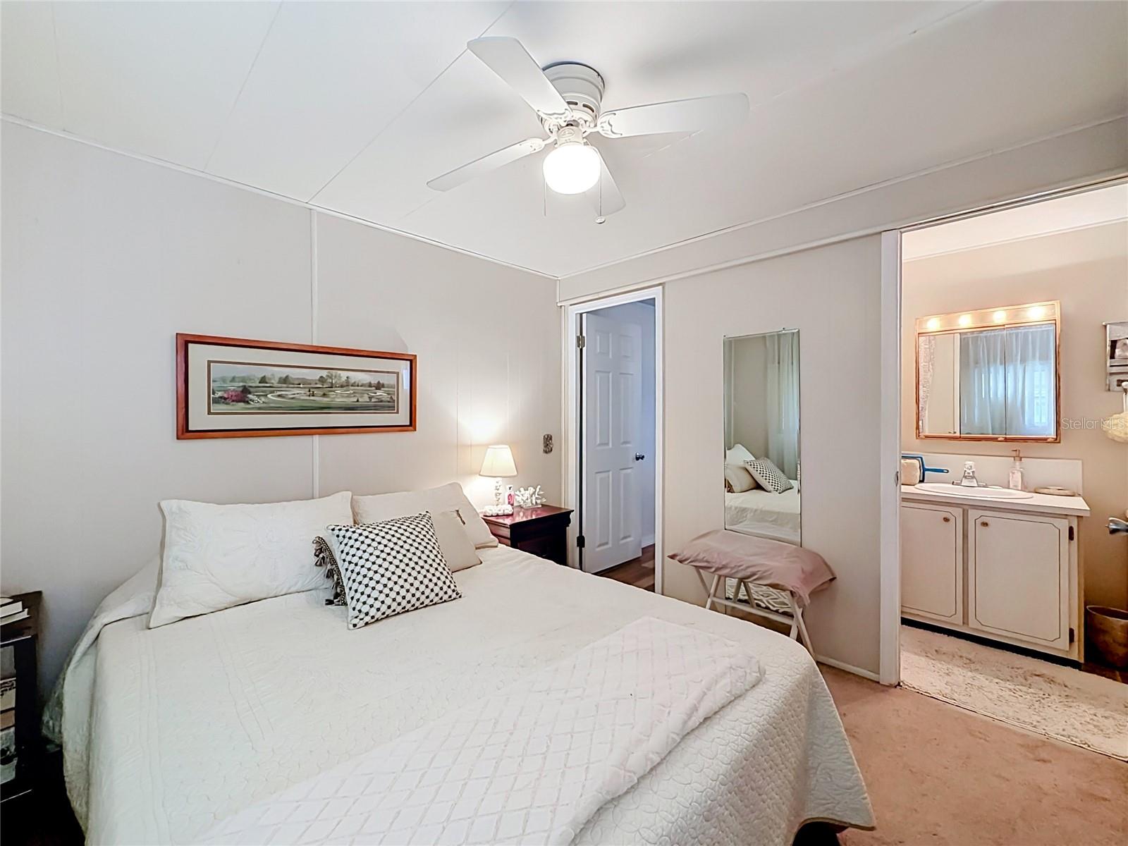 10118 N LAKE DR #30 — photo 25