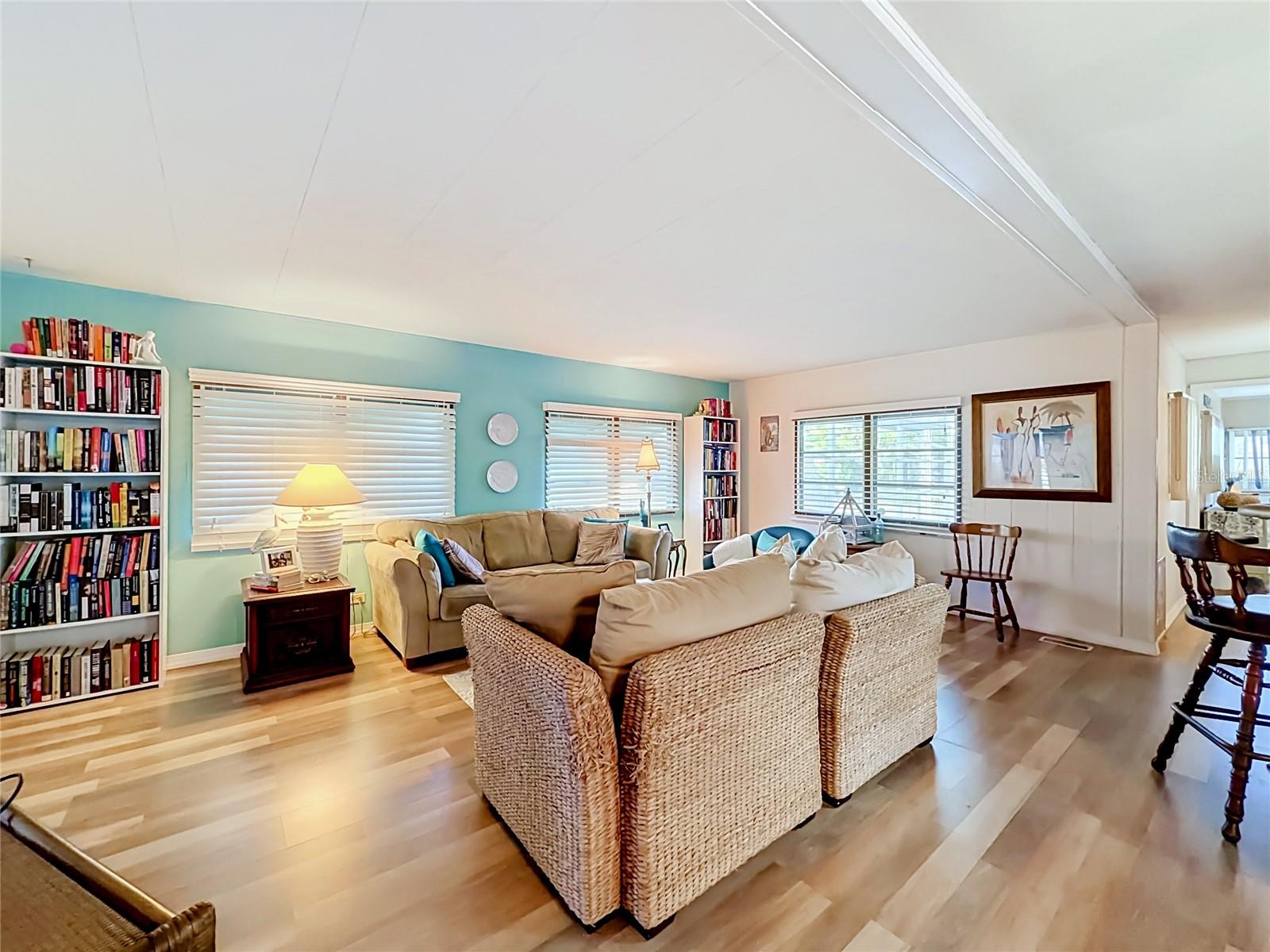 10118 N LAKE DR #30 — photo 14