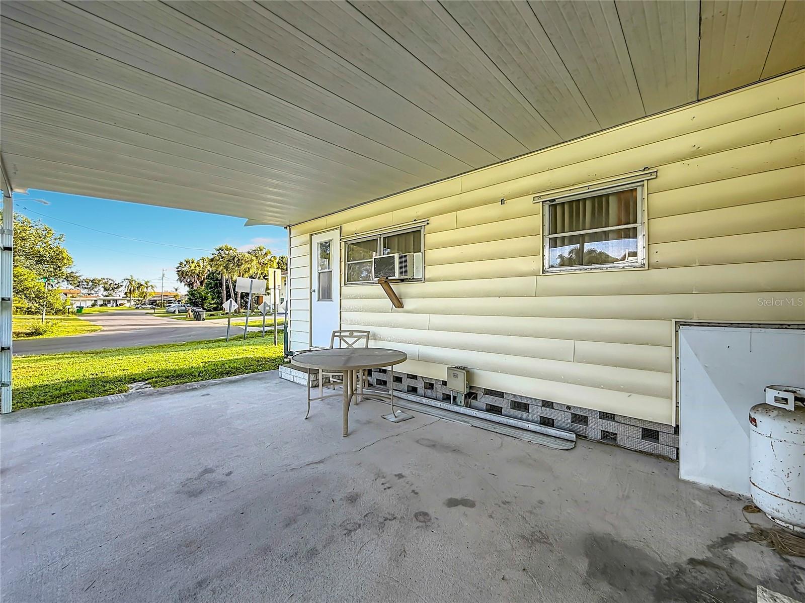 10118 N LAKE DR #30 — photo 32