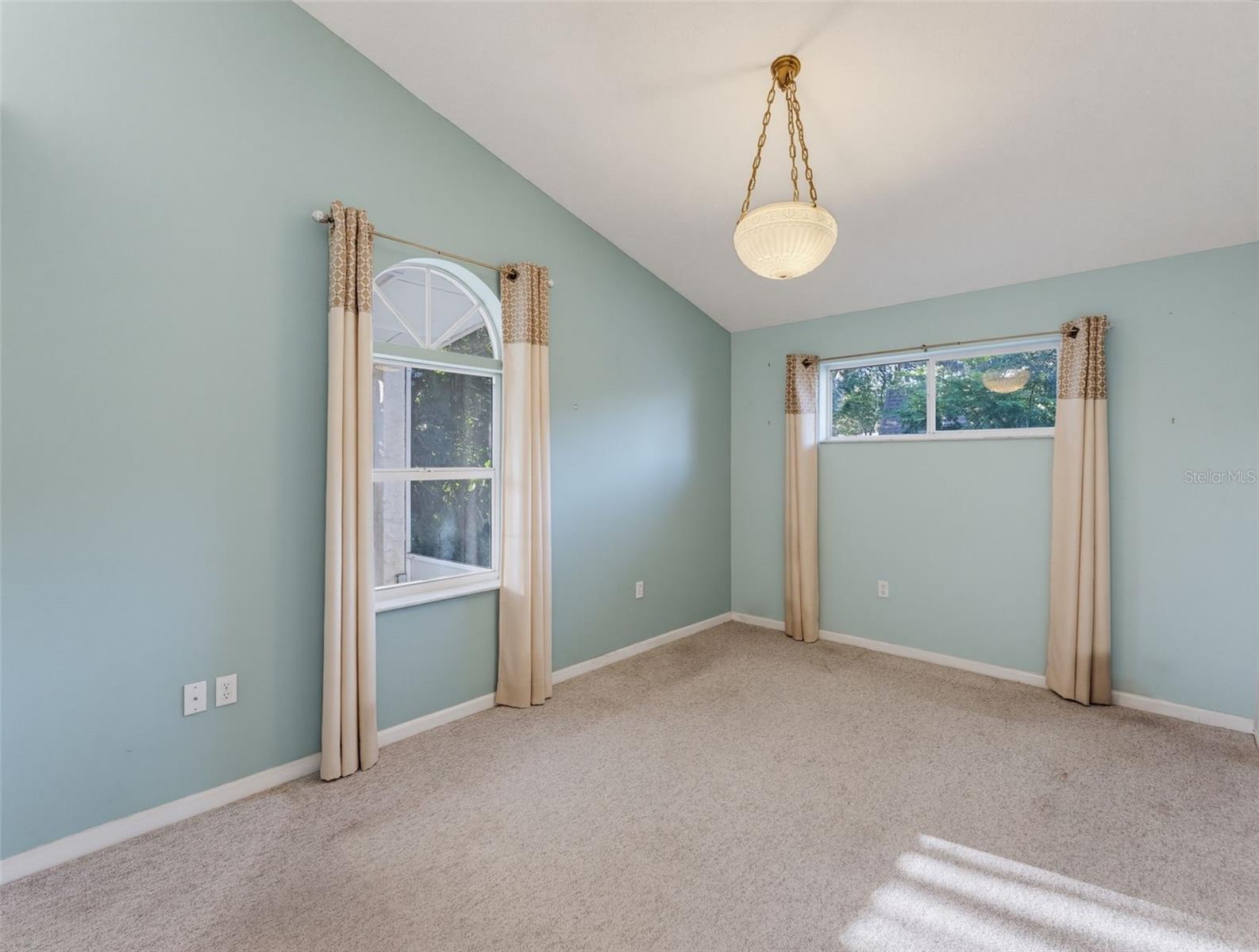 5805 LAFAYETTE ST — photo 41
