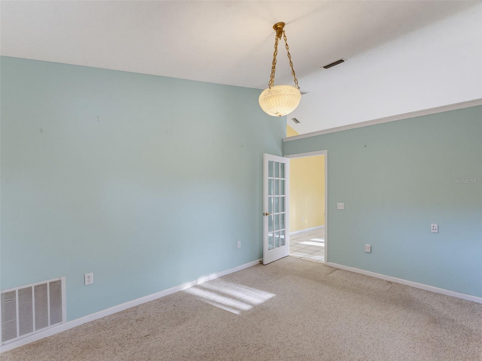 5805 LAFAYETTE ST — photo 40