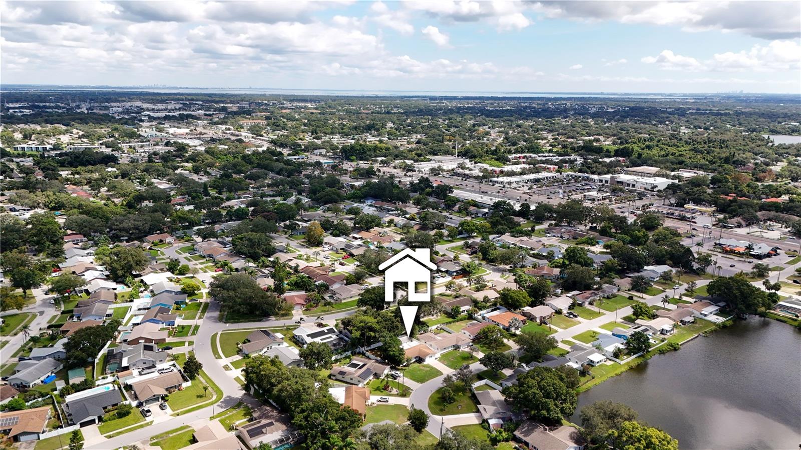 1255 E LAZY LAKE RD — photo 49