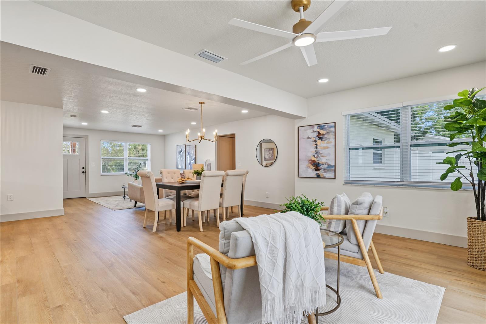 1255 E LAZY LAKE RD — photo 12