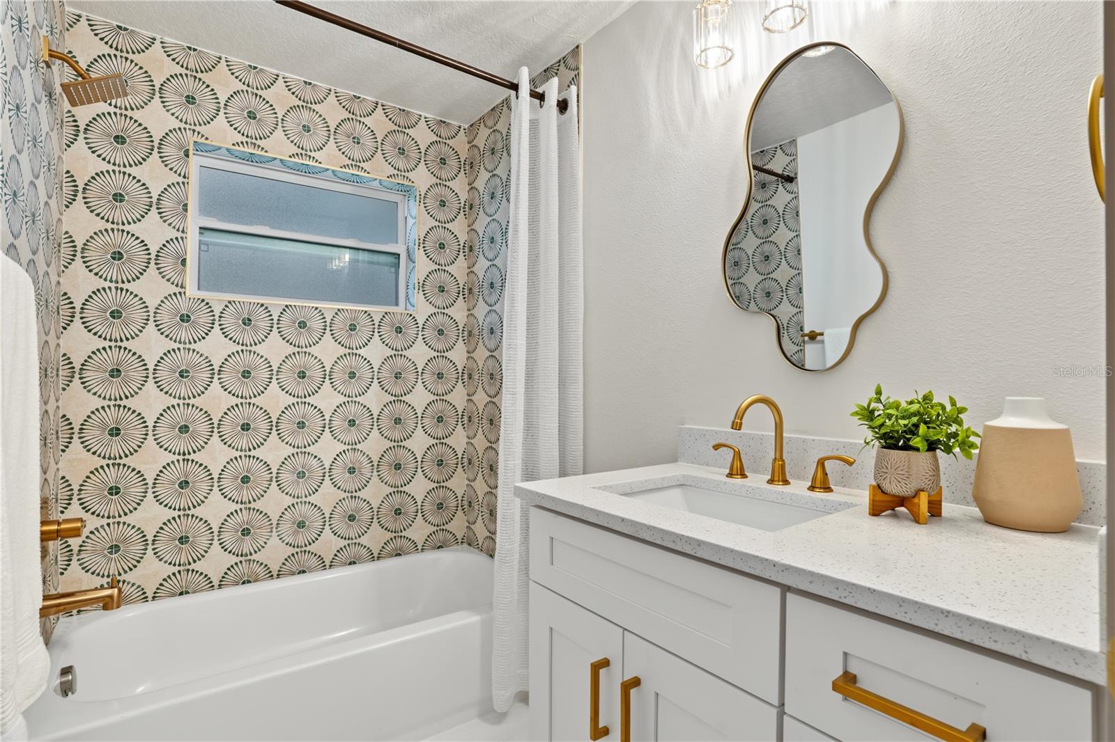 1255 E LAZY LAKE RD — photo 35