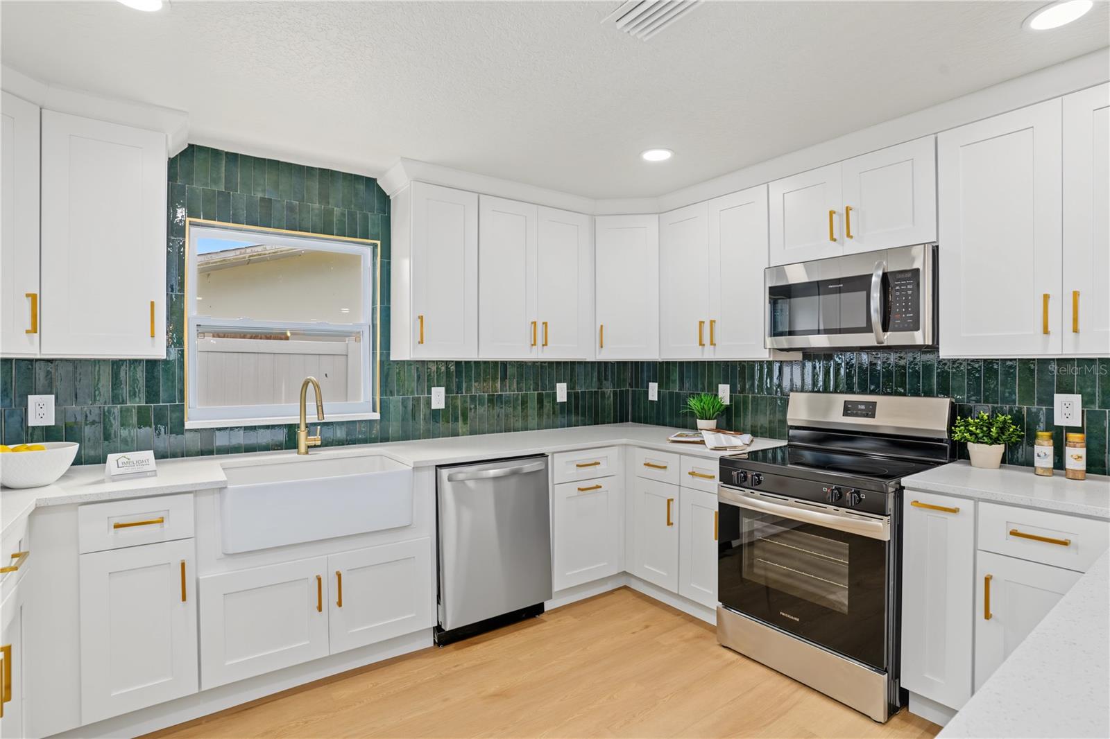 1255 E LAZY LAKE RD — photo 17