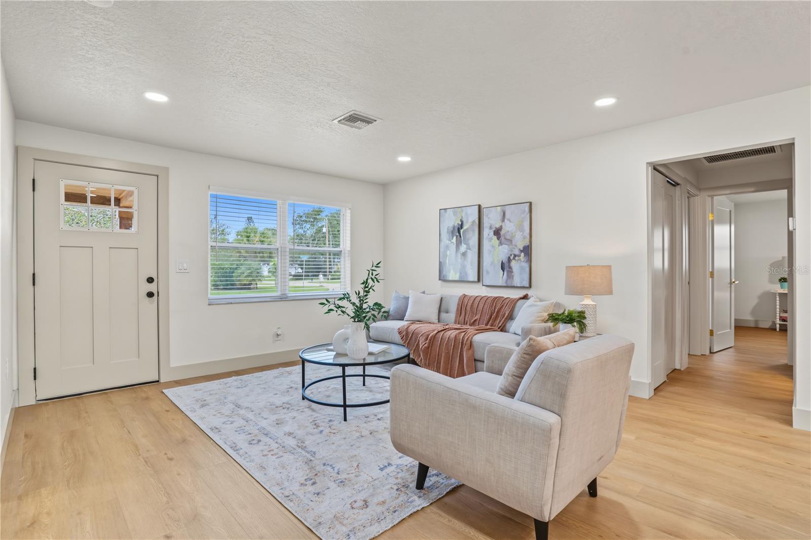 1255 E LAZY LAKE RD — photo 5