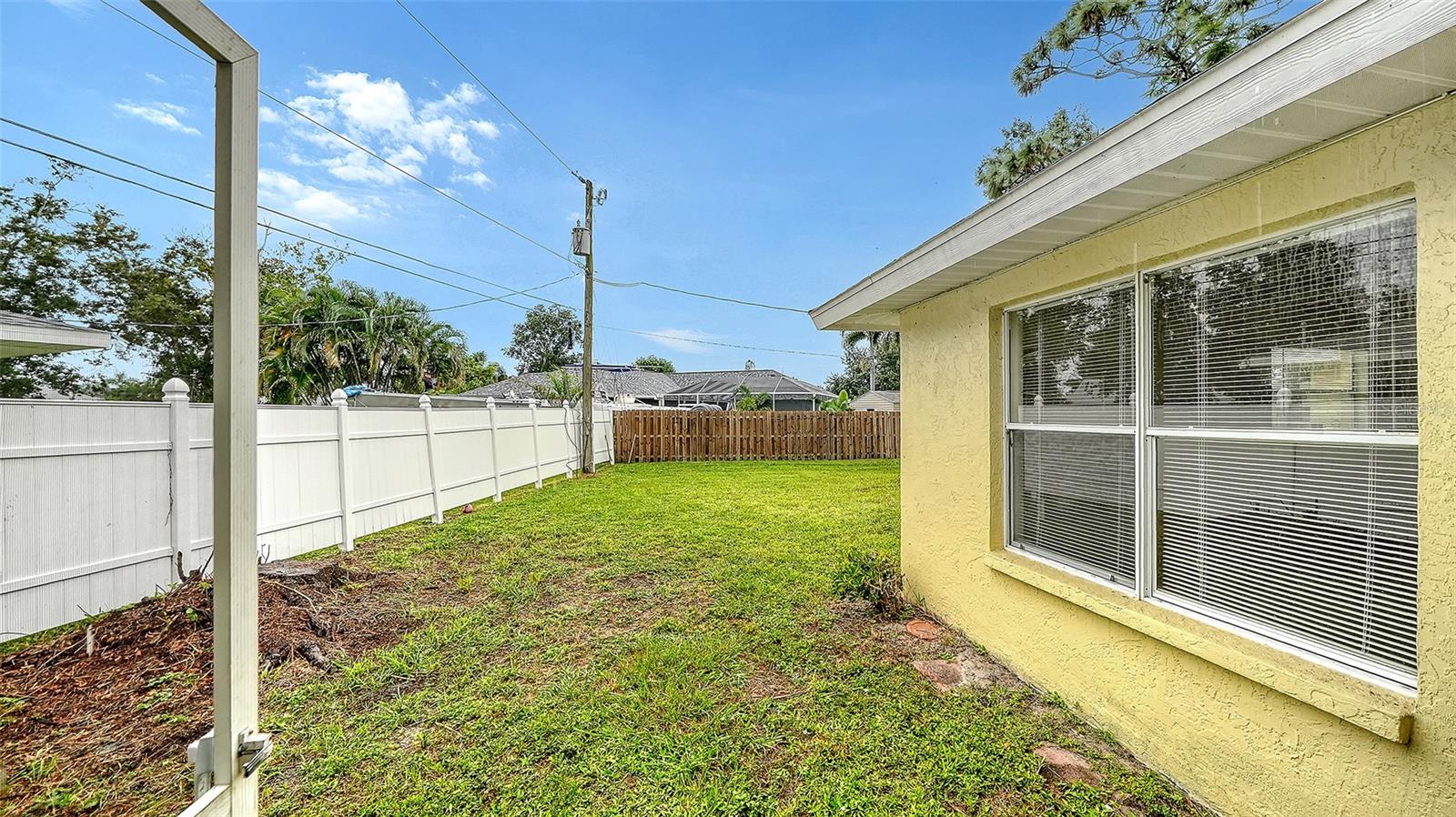 6822 TEMA LN — photo 25