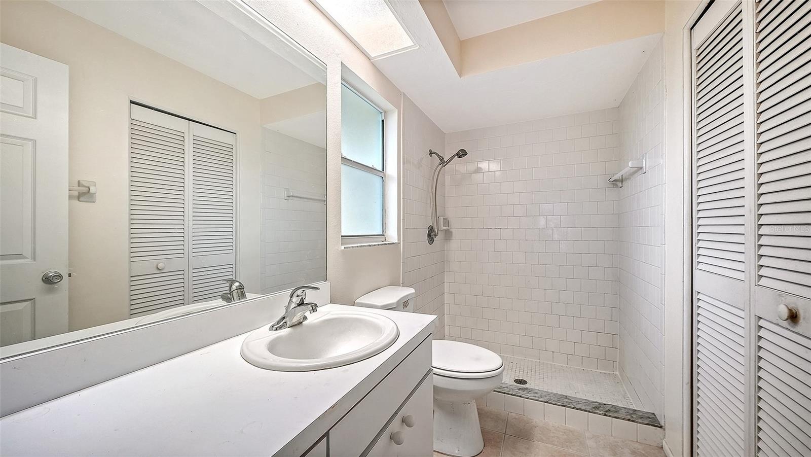6822 TEMA LN — photo 17