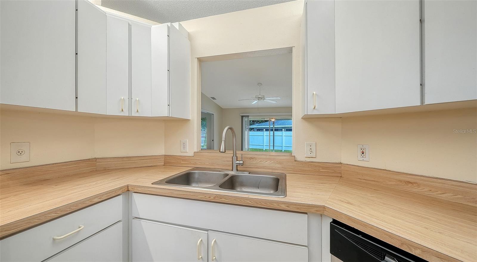 6822 TEMA LN — photo 14