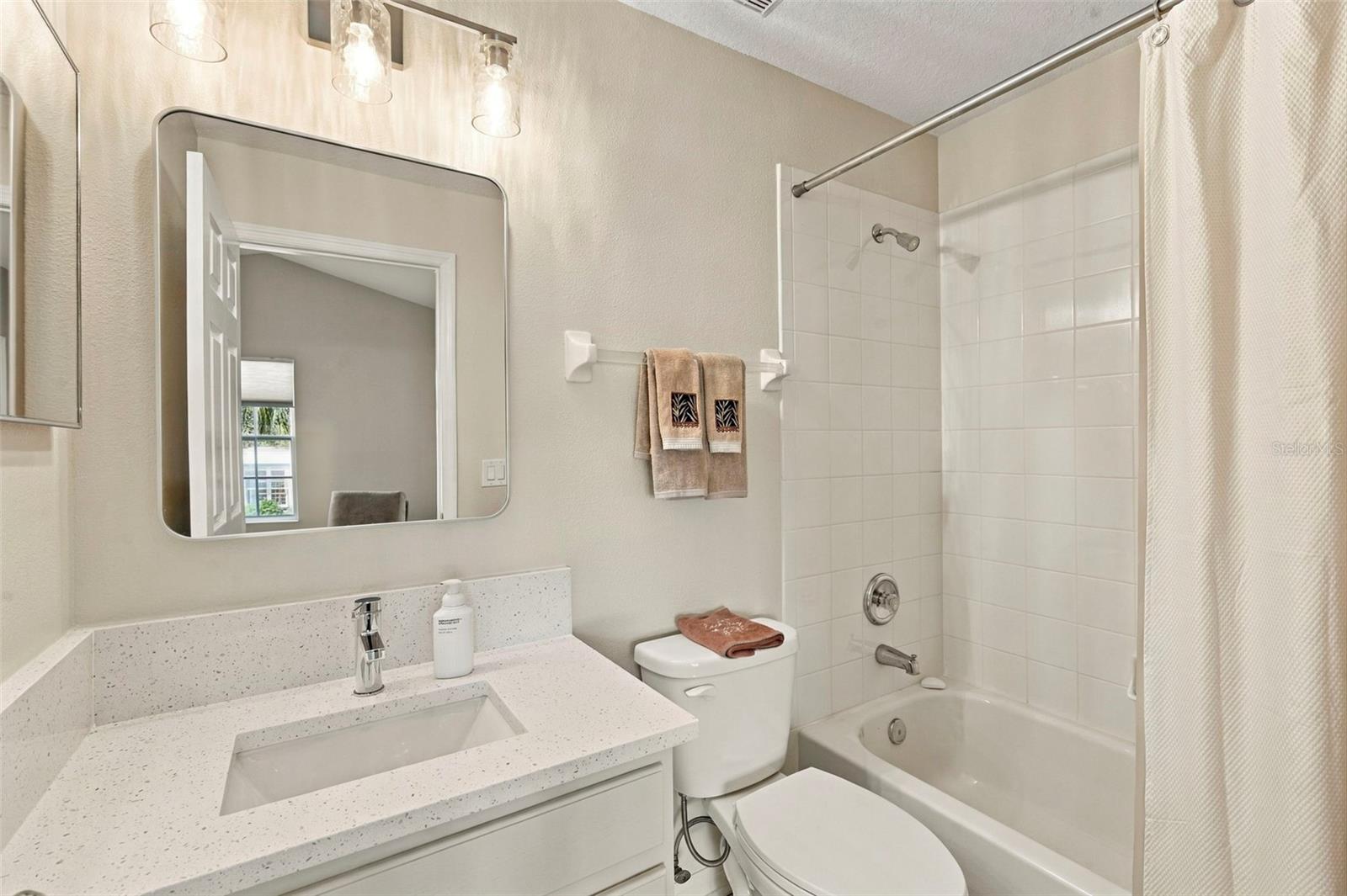 11193 KAPOK GRAND CIR — photo 20
