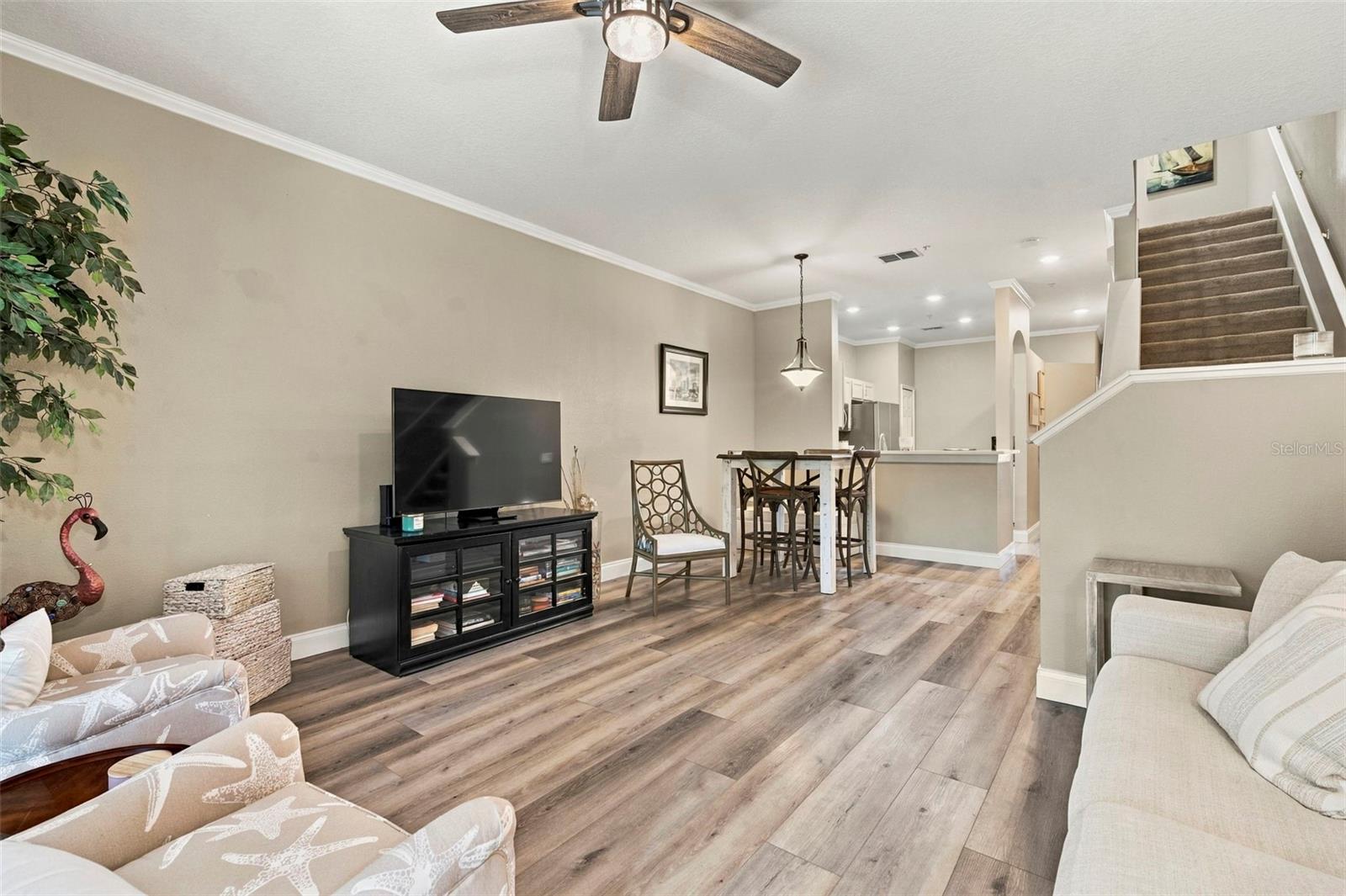 11193 KAPOK GRAND CIR — photo 10