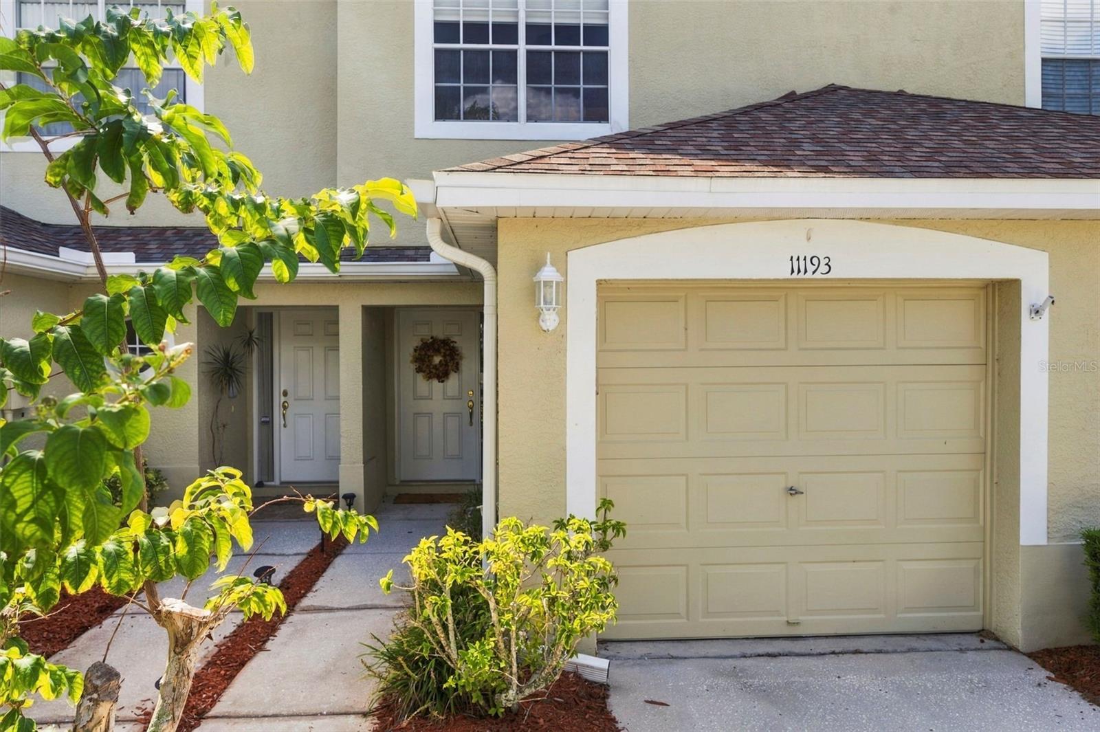 11193 KAPOK GRAND CIR — photo 3