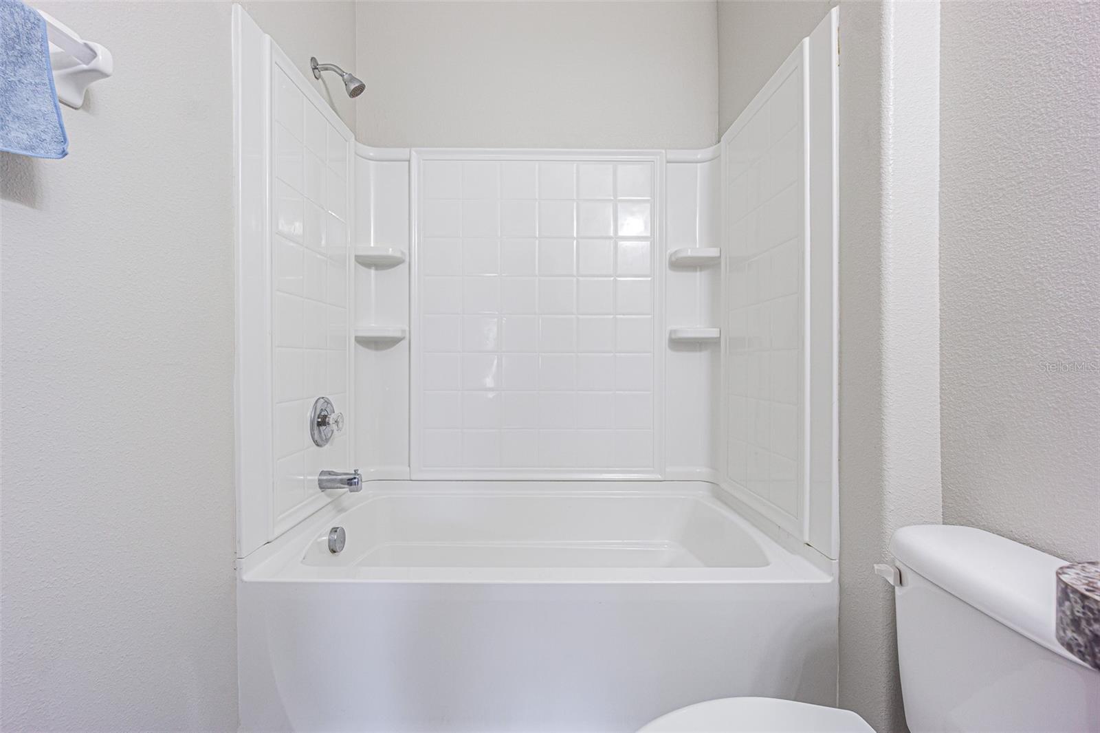 17009 PEACEFUL VALLEY DR — photo 17