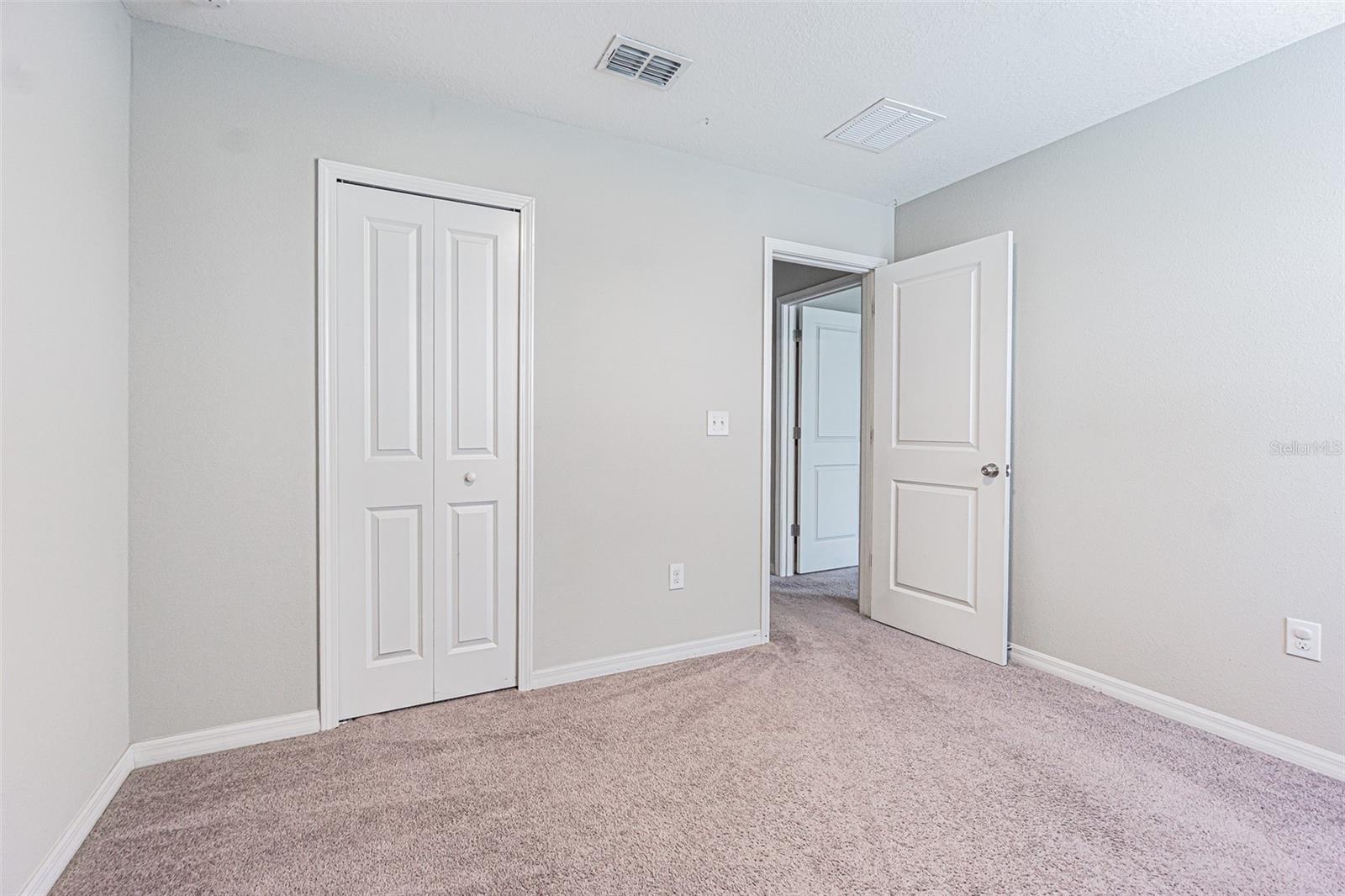 17009 PEACEFUL VALLEY DR — photo 32