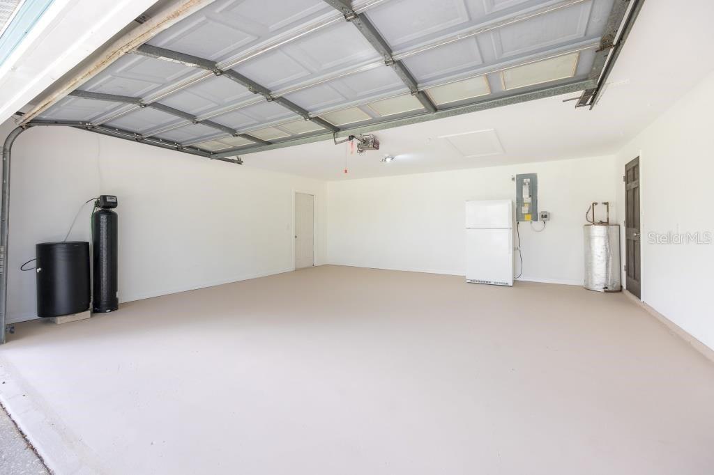 13219 TYRONE ST — photo 32