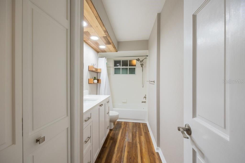 13219 TYRONE ST — photo 29
