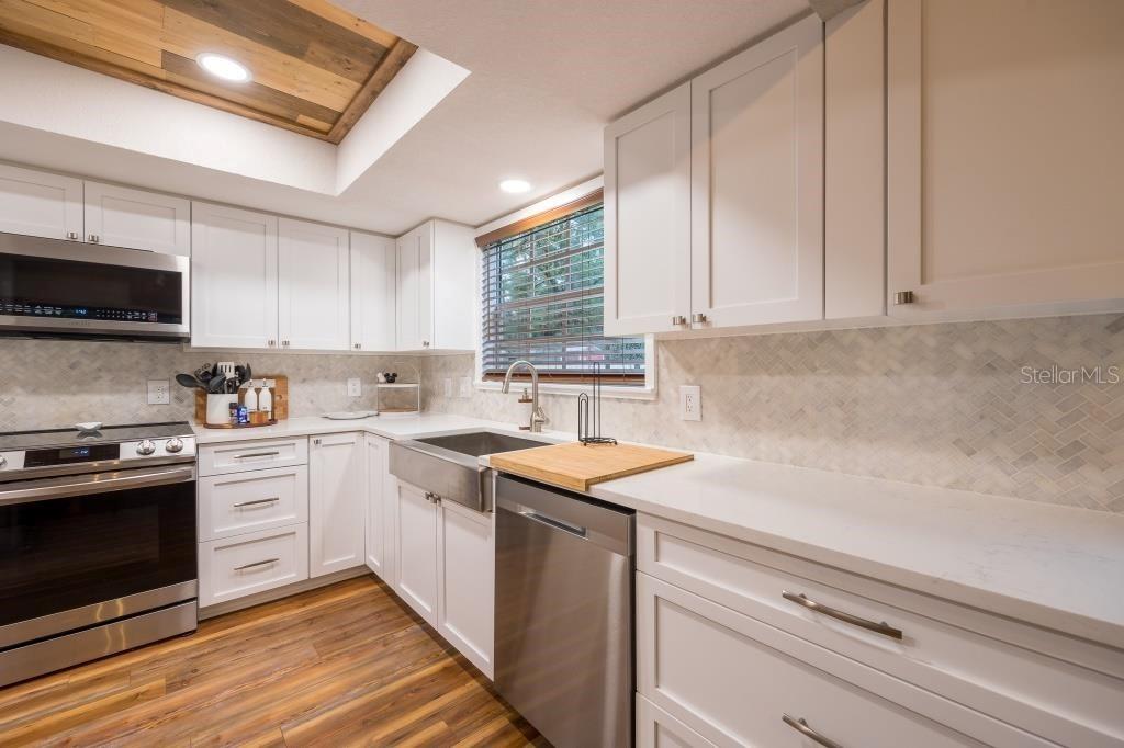 13219 TYRONE ST — photo 11