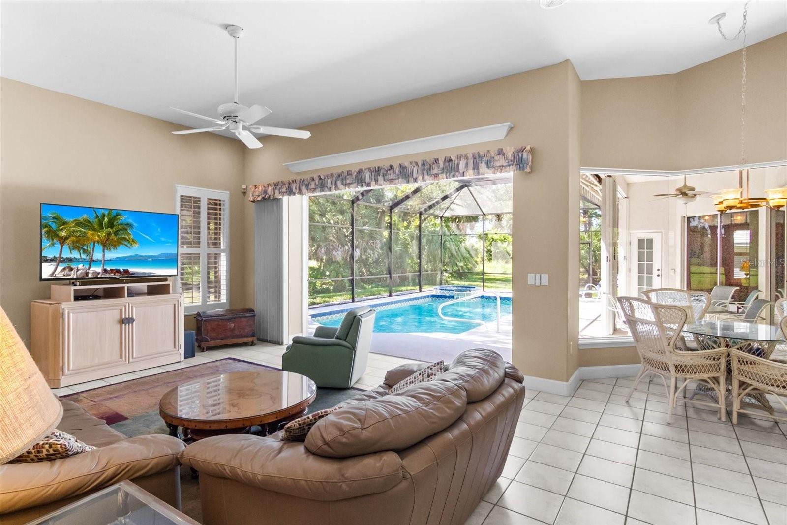 2107 TOCOBAGA LN — photo 28