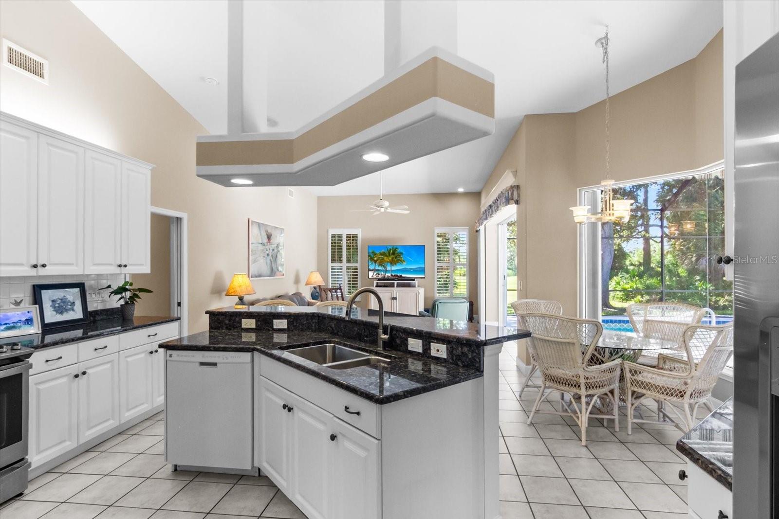 2107 TOCOBAGA LN — photo 21