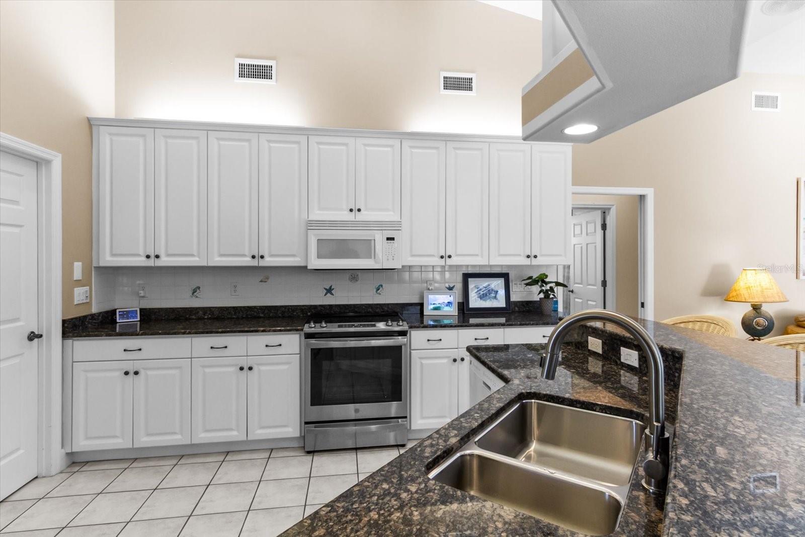 2107 TOCOBAGA LN — photo 20