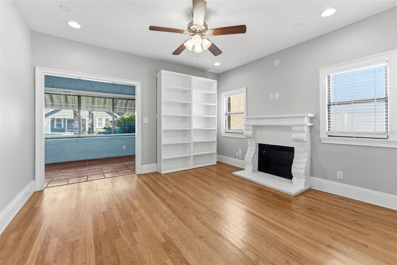 1618 S ARRAWANA AVE — photo 10
