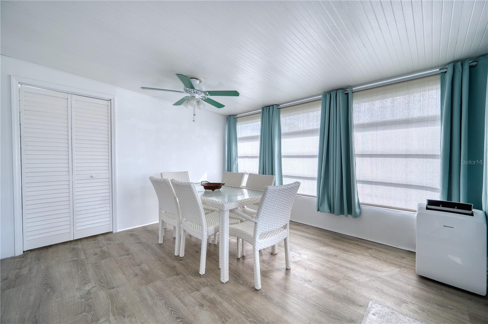 273 CAPTAINS CT — photo 21